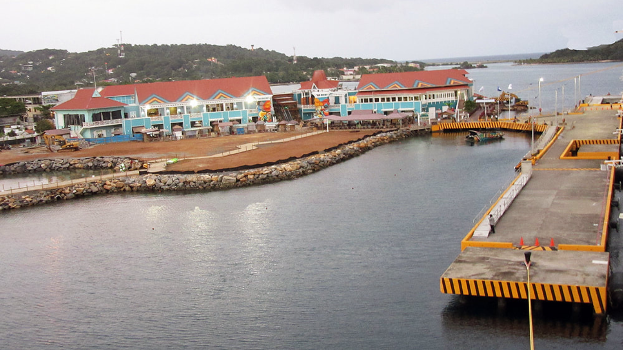 Puerto Roatan (Coxen Hole)