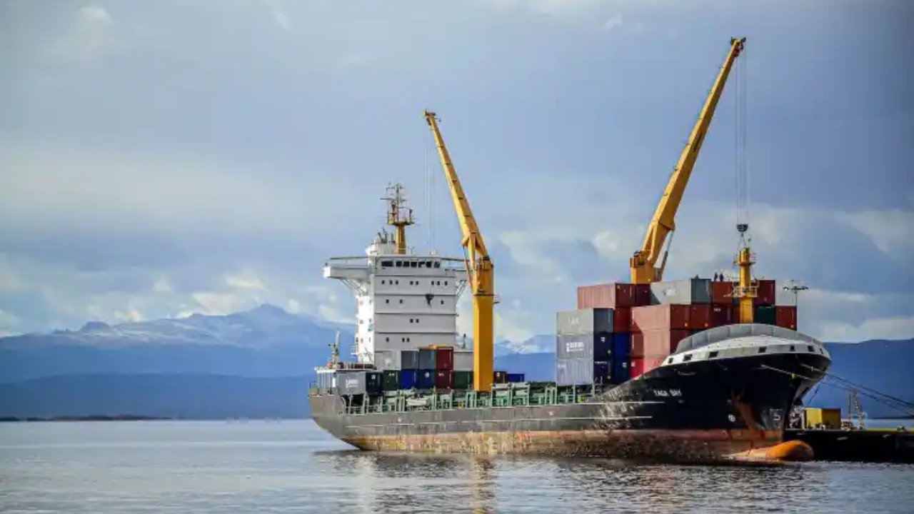 Alcon Logistics